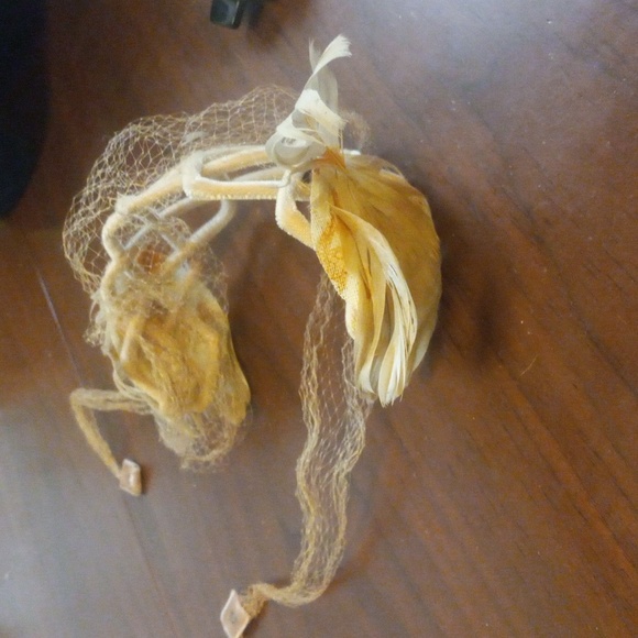Vintage woman's head band - Picture 2 of 4